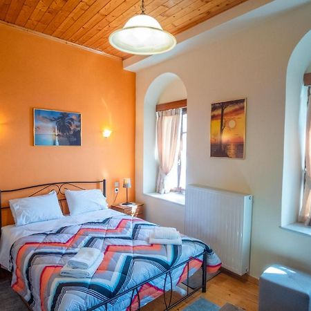 Gkoura Hotel Сирако Экстерьер фото