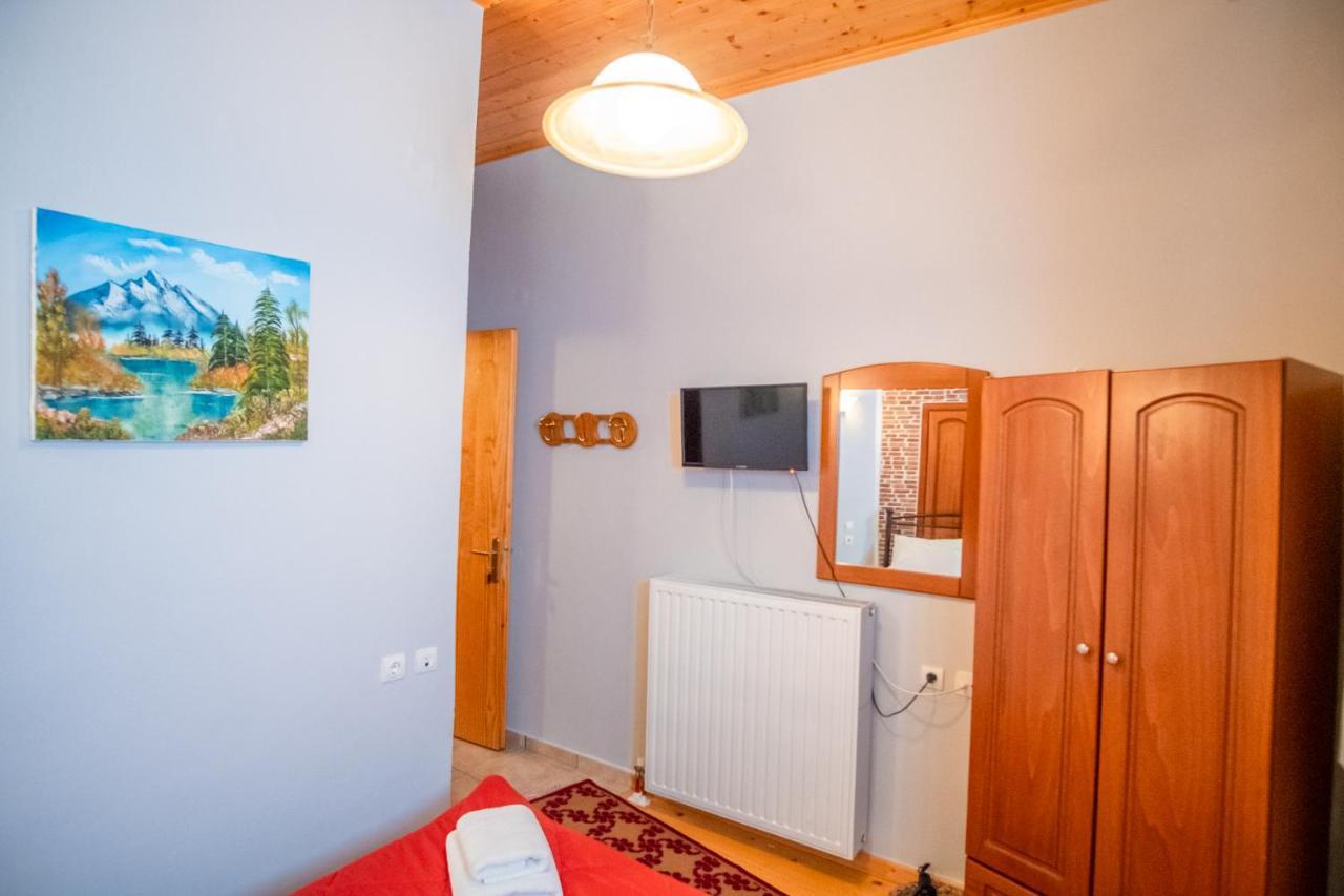 Gkoura Hotel Сирако Экстерьер фото