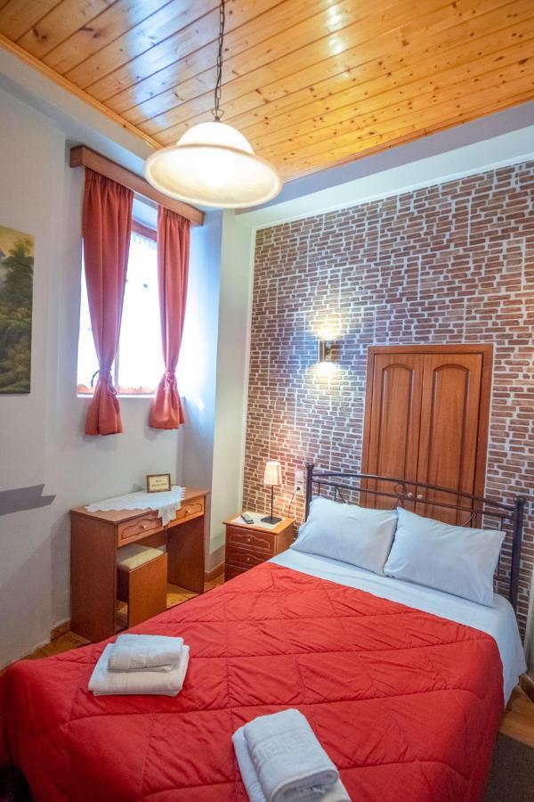 Gkoura Hotel Сирако Экстерьер фото