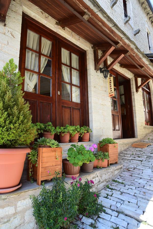 Gkoura Hotel Сирако Экстерьер фото